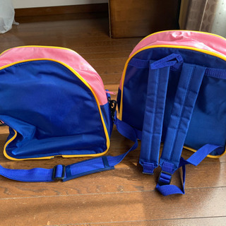 大きなボストンバッグがリュックやショルダーに分かれますの画像