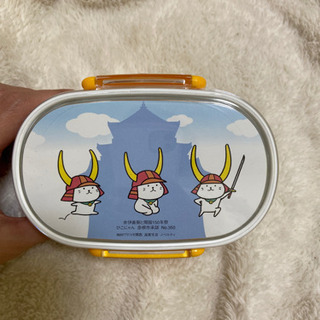 お弁当箱