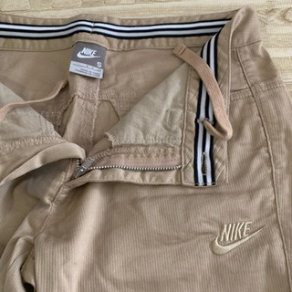 ナイキ Nike ハーフパンツ ベージュ Sサイズの画像