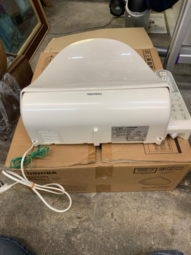 東芝 温水洗浄便座 家庭用 SCS-TL1 予約中