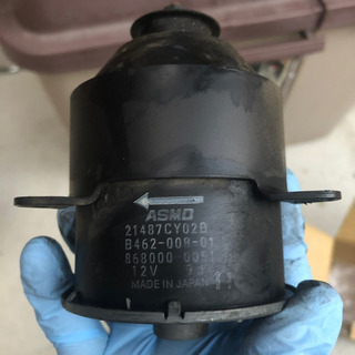 c25 セレナライダー 純正 ラジエーターファンモーター の画像