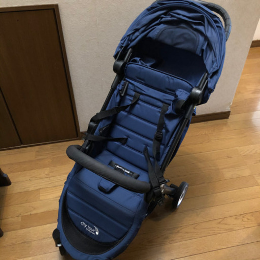 ベビージョガー　シティツアー　べリーバー付き