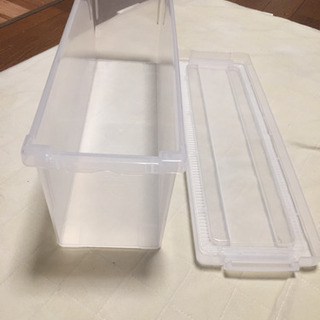 プラスチックケース  2個の画像