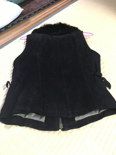【Aramis】ファー付スエードベスト。