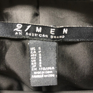 FOREVER 21 迷彩ジャケットの画像