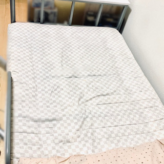 引き取りに来ていただける方限定！パイプベッド(シングル)お譲りします！