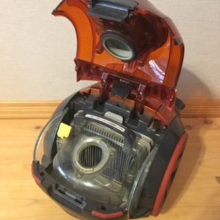 掃除機とクイックルワイパーの画像