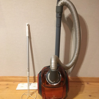 掃除機とクイックルワイパーの画像