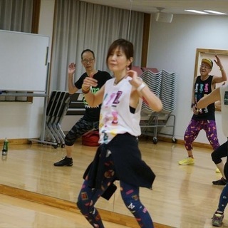 12月27日金曜日夜ZUMBA単発レッスンです！　