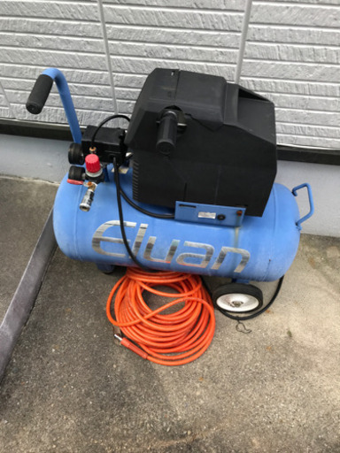 エアーコンプレッサー