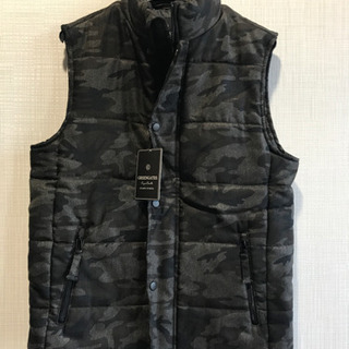 新品ダウンベスト