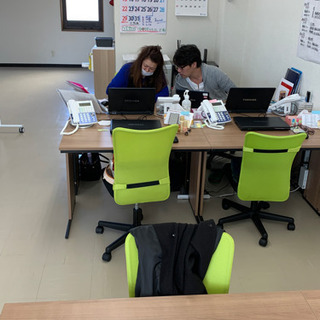【増員】時給800円〜1200円！！高校生、大学生、フリーター、...