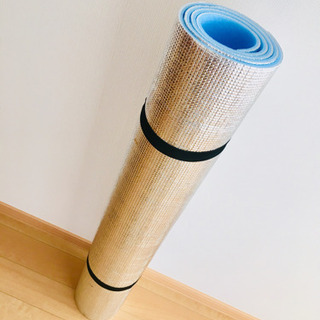 ロール状 銀マット 100✖️180 cm 厚さ8mm