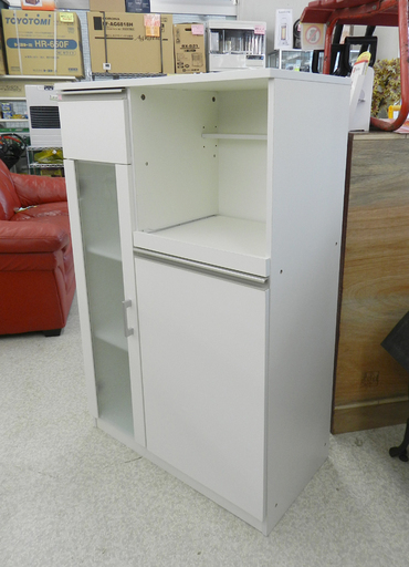 ミドルレンジボード ホワイト キッチン収納 フック付き キッチンボード 食器棚 家電ボード ☆ PayPay(ペイペイ)決済可能 ☆ 札幌市 北区 屯田