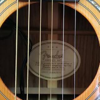 フェンダー　エレアコ　ga45YUI モデルの画像