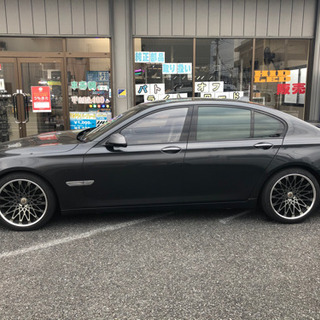 BMW 750i Mスポ　20インチホイール　ローダウン　社外パーツ多数　各社ローン対応！の画像