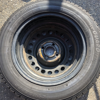 ホンダ　スタッドレスタイヤ　中古品　175/65R14　2016年製　4本セットの画像