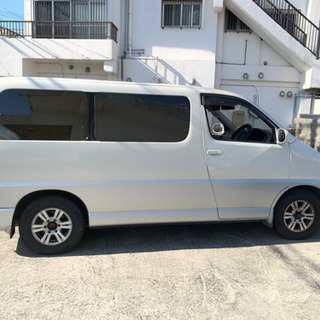 トヨタ　ハイエースレジアスの画像
