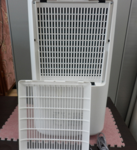 PayPay対応 シャープ プラズマクラスター除湿器 CV-H120-W 2018年製 ホワイト 衣類乾燥 11L SHARP 札幌市