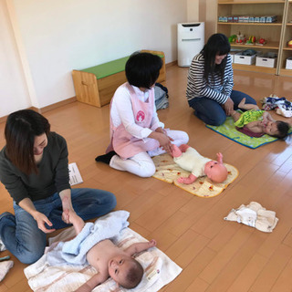 川越　ベビーマッサージ　子育て講座