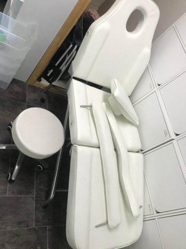 エステベッド&チェア　ナリス化粧品