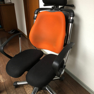 【ハラチェア】腰痛軽減　高級オフィスチェア　HARA CHAIR