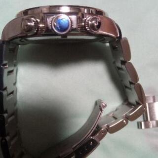 激安❗美品❗新品電池交換済み❢委託❢ズッシリと重たい❢SEVENwolfカレンダー付クロノグラフ腕時計❢の画像