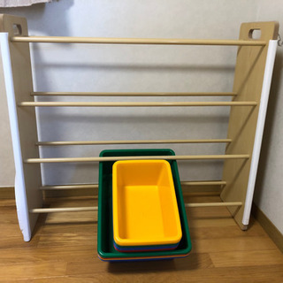 子ども　おもちゃ箱の画像