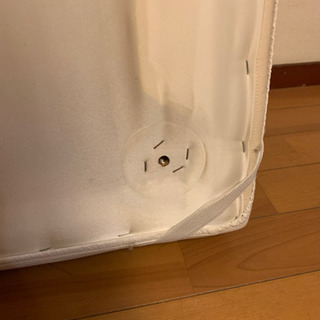 脚付きマットレスベッドの画像