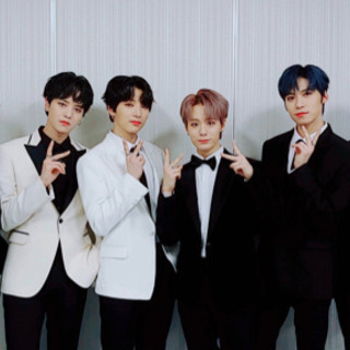 ONEUS コピユニ twilight