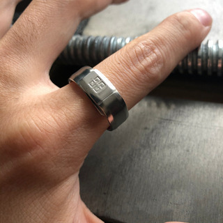 ハンドメイドアクセサリー作家