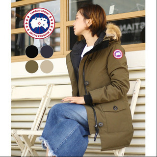 カナダグースCANADA GOOSE ブロンテ　レディース　Sサイズ　カーキ