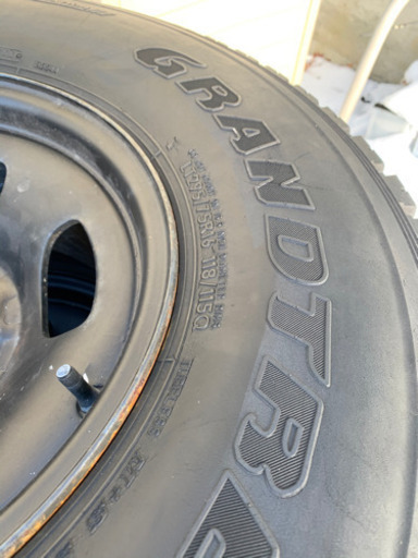 295/75R16 ランクル70にて使用