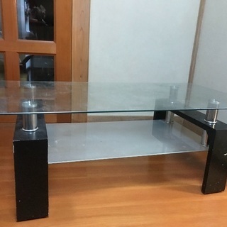 ガラステーブル