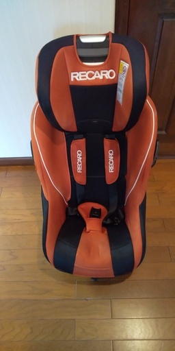 RECAROチャイルドシート　スタート　ゼロセブン