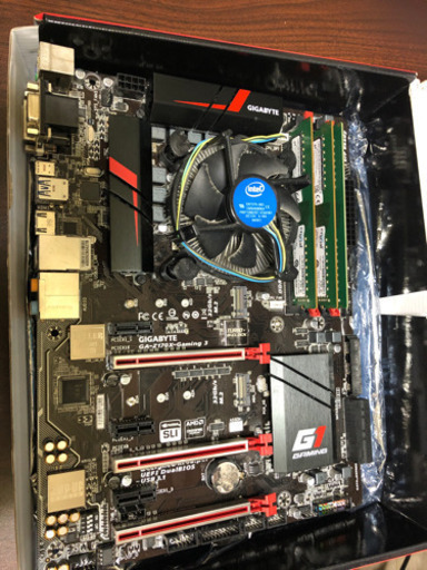 [[お譲り先決定]CPUとマザーとメモリのセットと追加SSDとおまけ