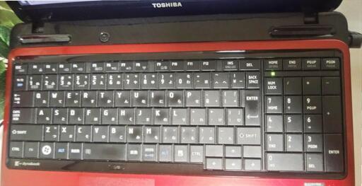東芝 dynabook ダイナブック T35034AWT Core i7 SSD240GB メモリー 8GB　動作確認済み