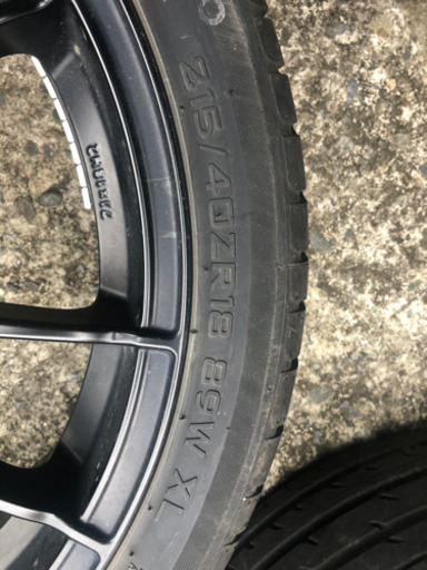 ＯＺ ホイール18インチ　タイヤ付き　4穴　フィット
