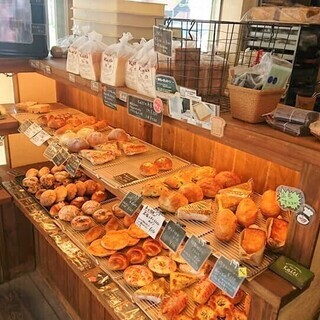 正社員募集！地元で人気の可愛いパン屋さんです☆の画像