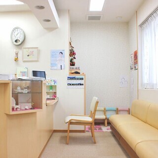 資格不要　歯科助手／パート募集！和やかな雰囲気の歯科医院です☆