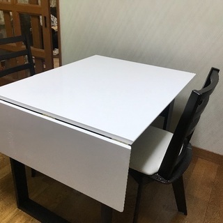 ダイニングテーブル  (横延長可能)