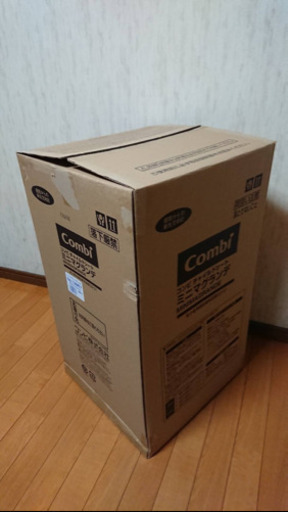 Combi チャイルドシート