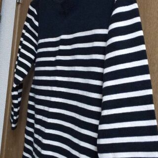 未使用✨黒と白のボーダー七分袖の厚手チュニック（L～ LL）の画像