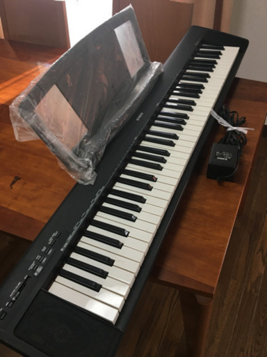 YAMAHA  電子ピアノ 黒  NP-30