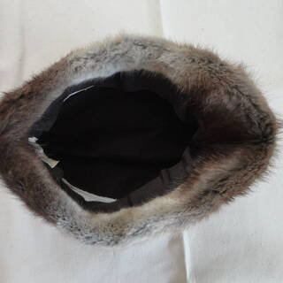 ★毛皮 未使用品 エレガント リアルファー ボーラーハット Made in Canada Canadian brandの画像