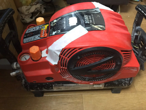 MAXエアーコンプレッサーAK-HL1250E