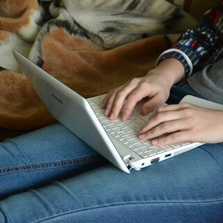 お家でPCワーク♪ モバオク！での商品登録作業 主婦、未経験・大...