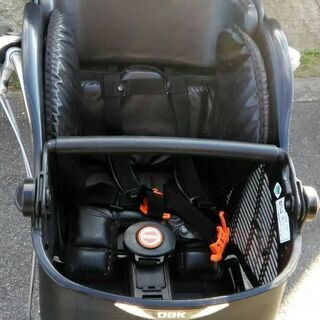 前後子供乗せ付き自転車の画像