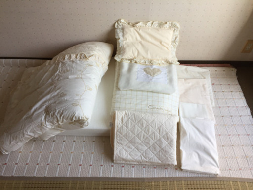 ☆値下げ☆コンビ ベビー布団セット