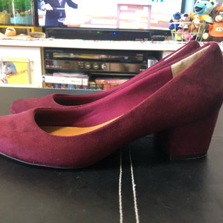 ワインレッド  パンプス　新品の画像